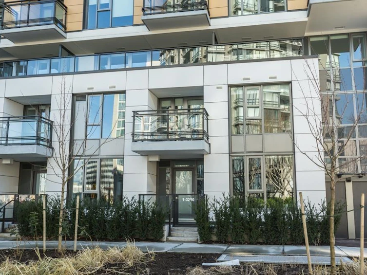 TH-1-3280 Corvette Way, Richmond, BC, V6X 0T9