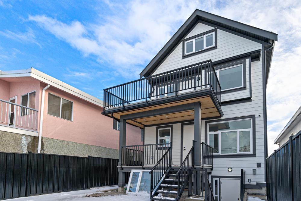 6749 Knight Street, Vancouver, BC, V5P 2W4