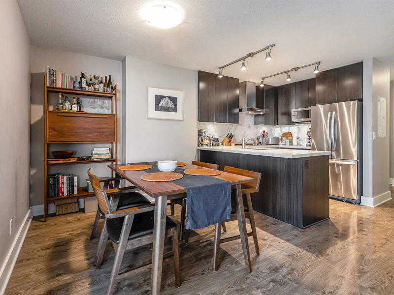 1806 - 4189 Halifax Street, Burnaby BC V5C 3X2