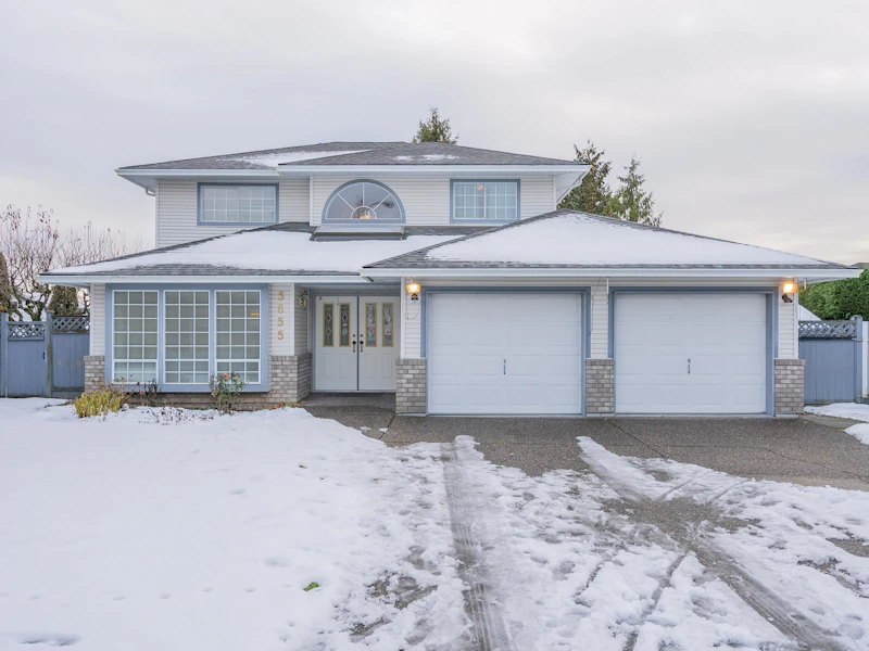 5655 186a Street, Surrey BC V3S 7N2