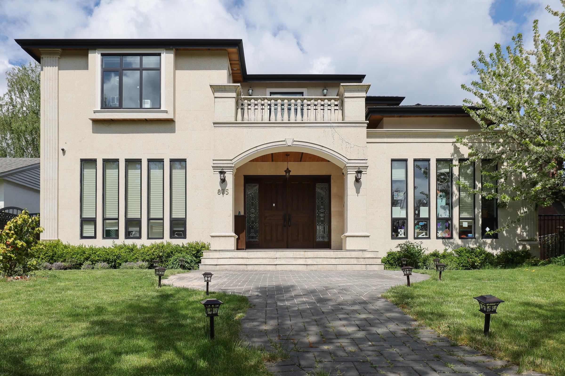 875 W 38th Avenue, Vancouver, BC, V5Z 2L7