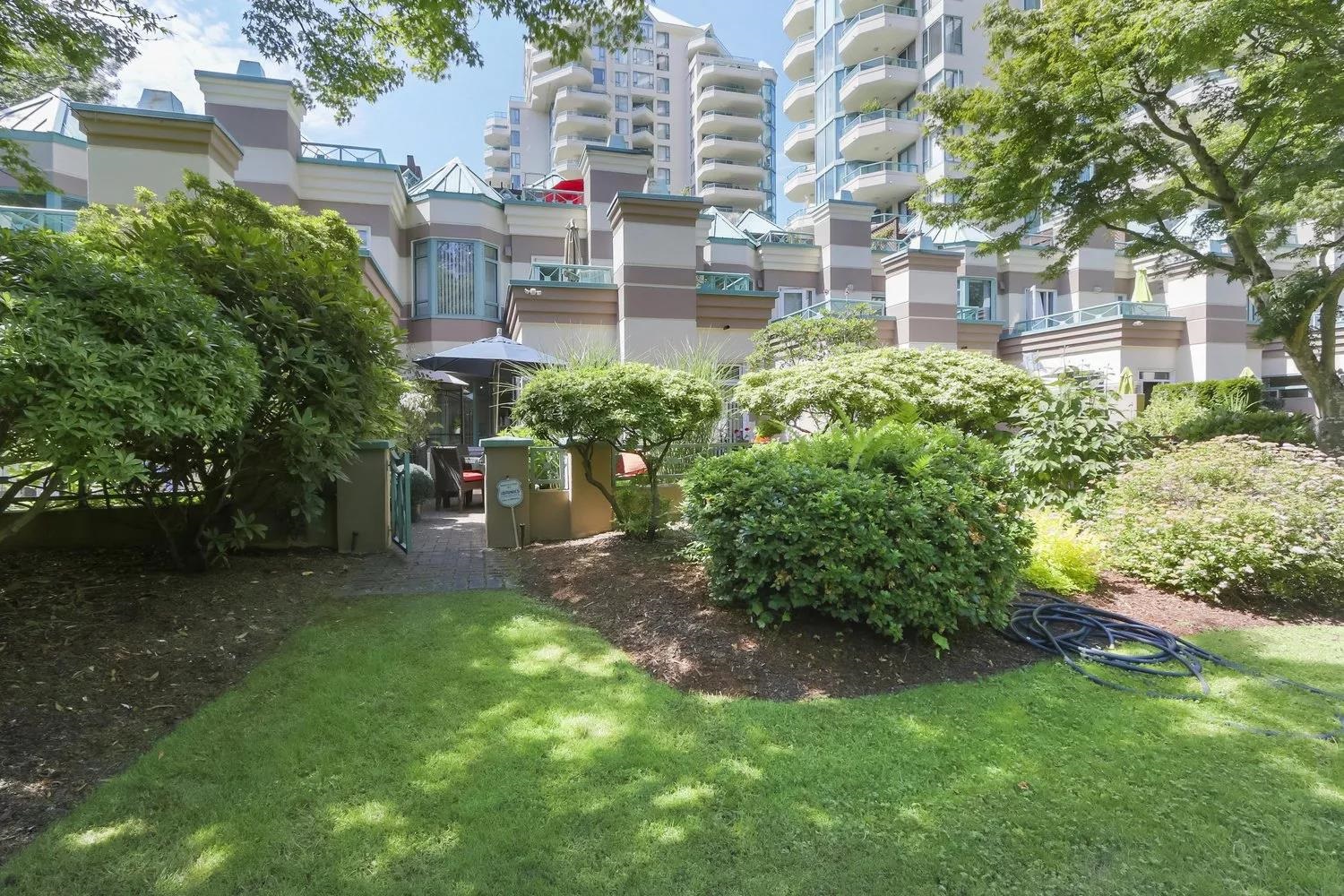 350 Taylor Way, West Vancouver, BC, V7T 2Y2
