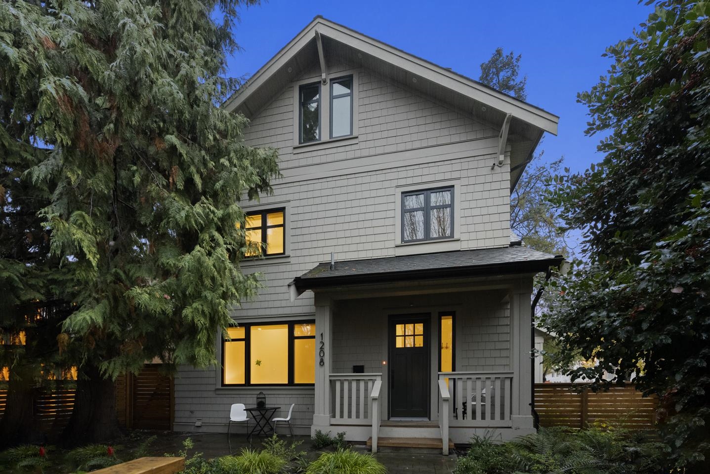 1208 E 15th Avenue, Vancouver, BC, V5T 2S8