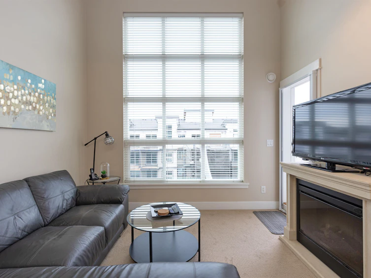 423-30525 Cardinal Avenue, Abbotsford, BC, V2T 0A8