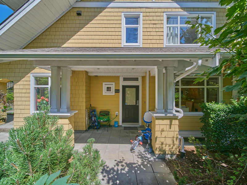 84 - 6878 Southpoint Drive, Burnaby BC V3N 5E4