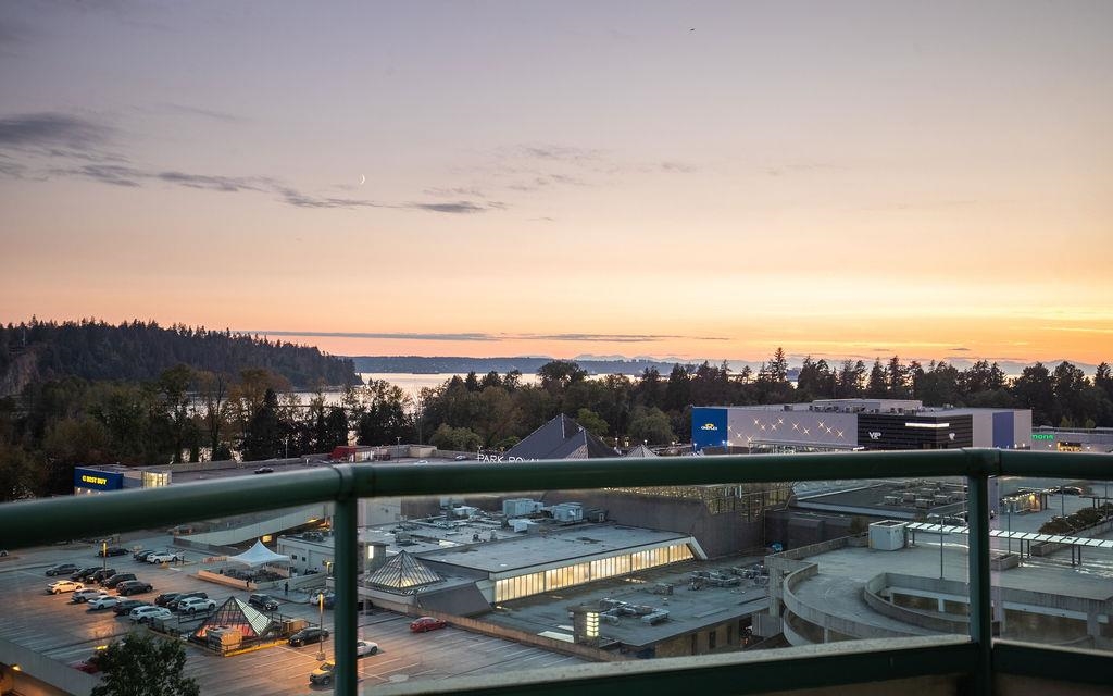 14C-328 Taylor Way, West Vancouver, BC, V7V 3T3