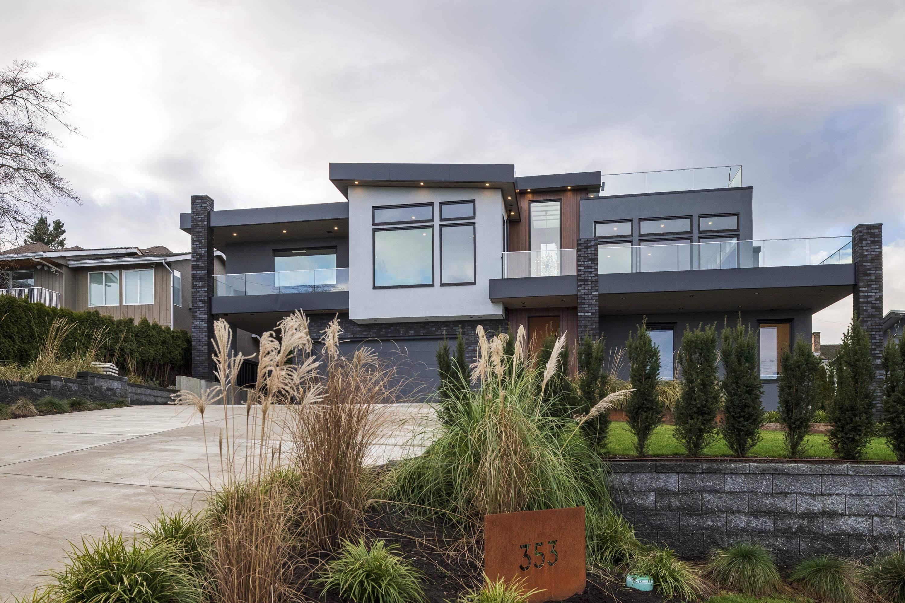 353 55 Street, Delta, BC, V4M 3J4