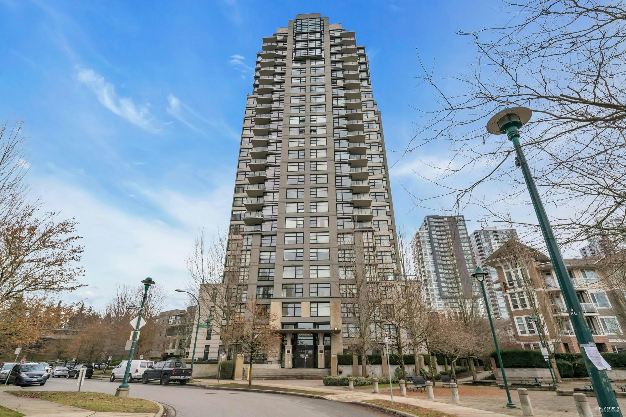1701-5380 Oben Street, Vancouver, BC, V5R 6H7