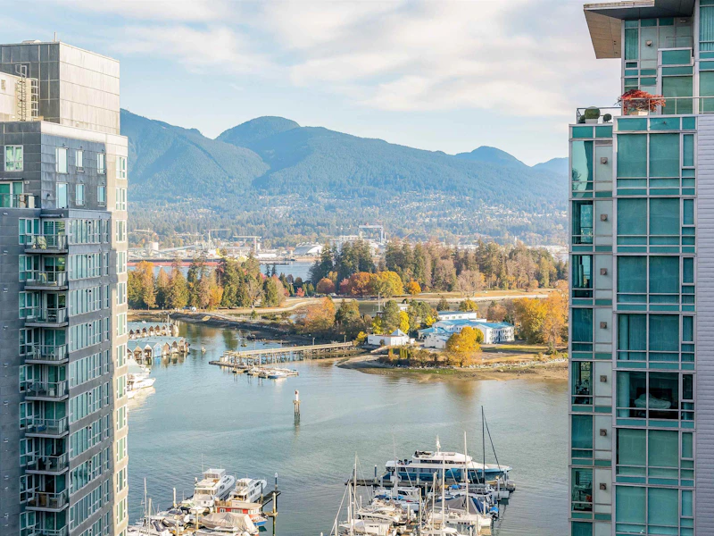 1901 - 1499 W Pender Street, Vancouver BC V6G 0A7