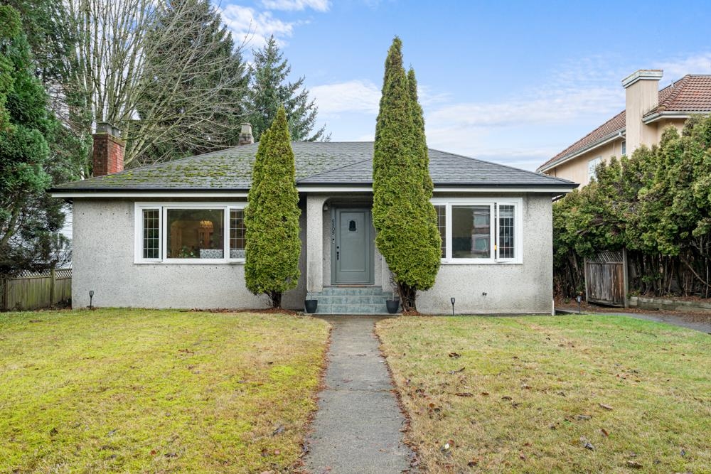 6909 Granville Street, Vancouver, BC, V6P 4X4