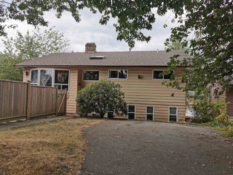 8809 140a Street, Surrey, BC, V3V 7H1