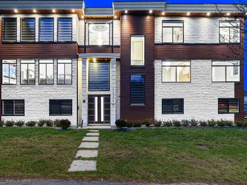 13335 80th Avenue, Surrey BC V3W 3B5