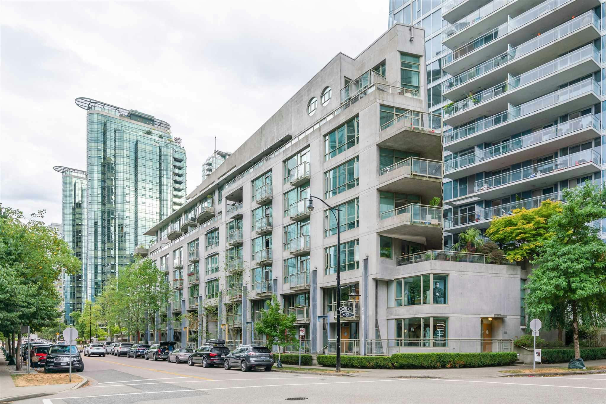1486 W Hastings Street, Vancouver, BC, V6G 3J6
