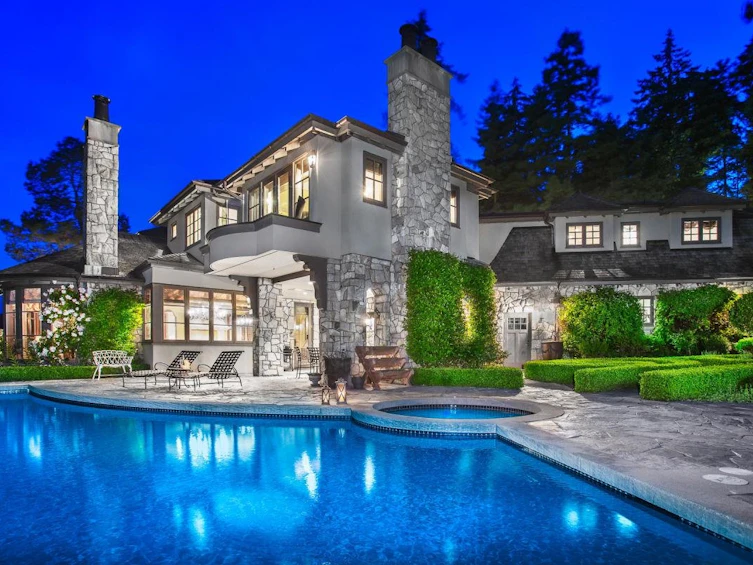 4672 Clovelly Walk, West Vancouver, BC, V7W 1H5