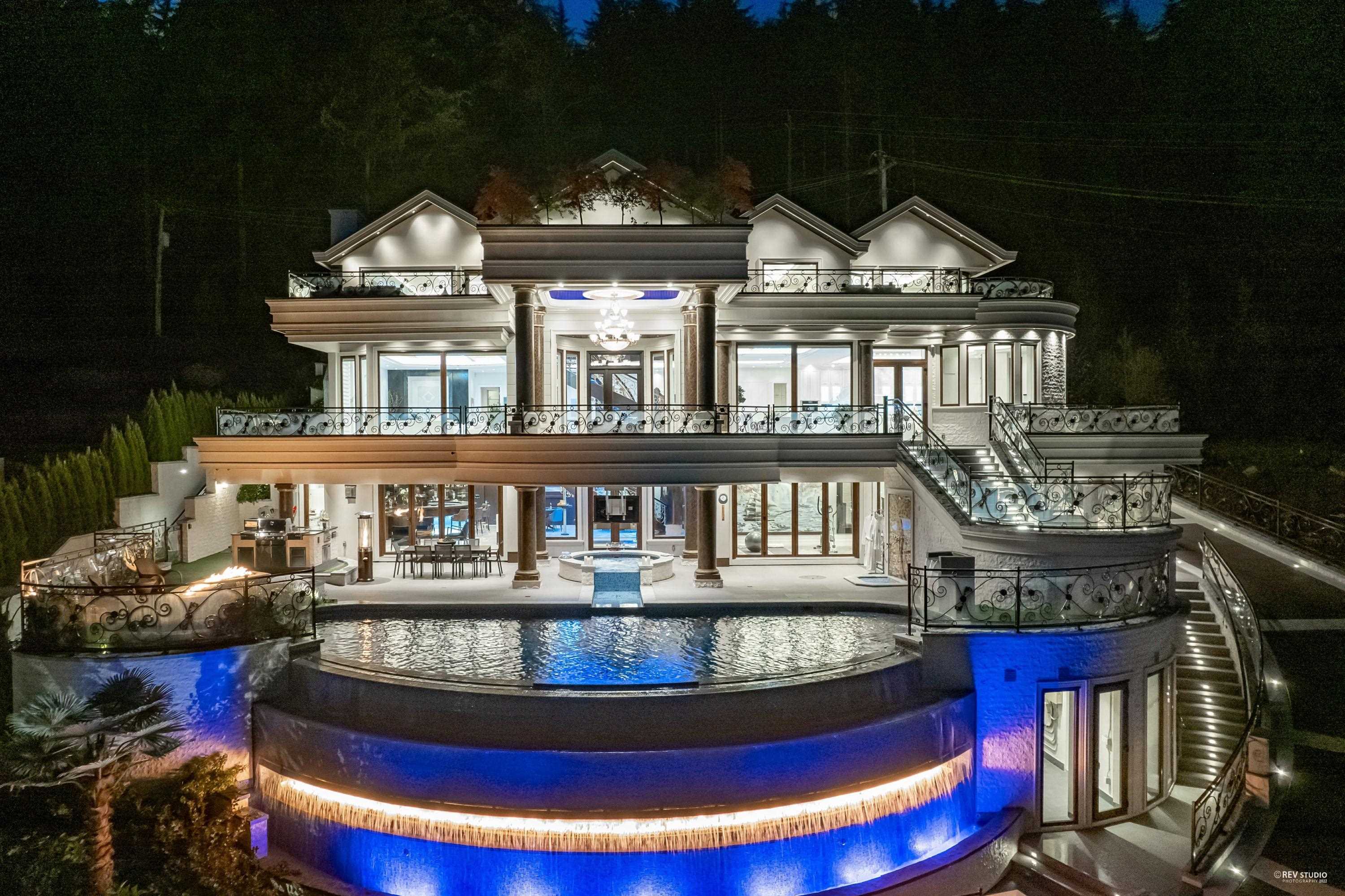 1049 Millstream Road, West Vancouver, BC, V7S 2C8