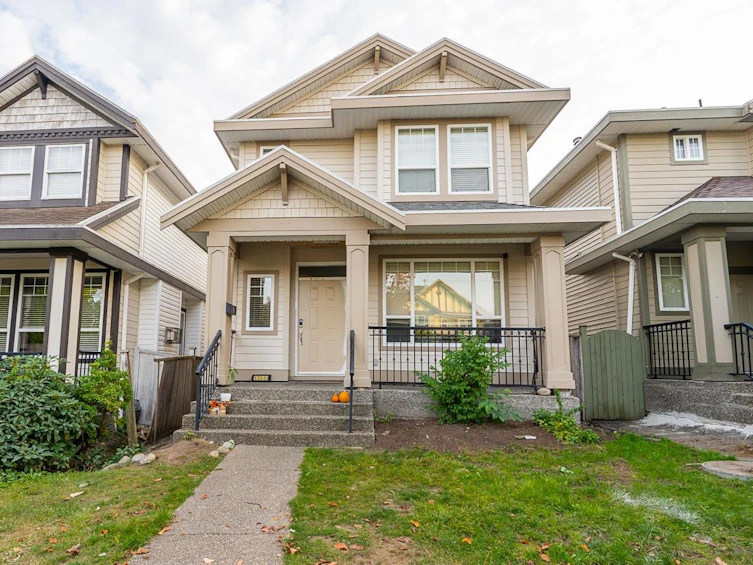 13548 80a Avenue, Surrey, BC, V3W 8A6