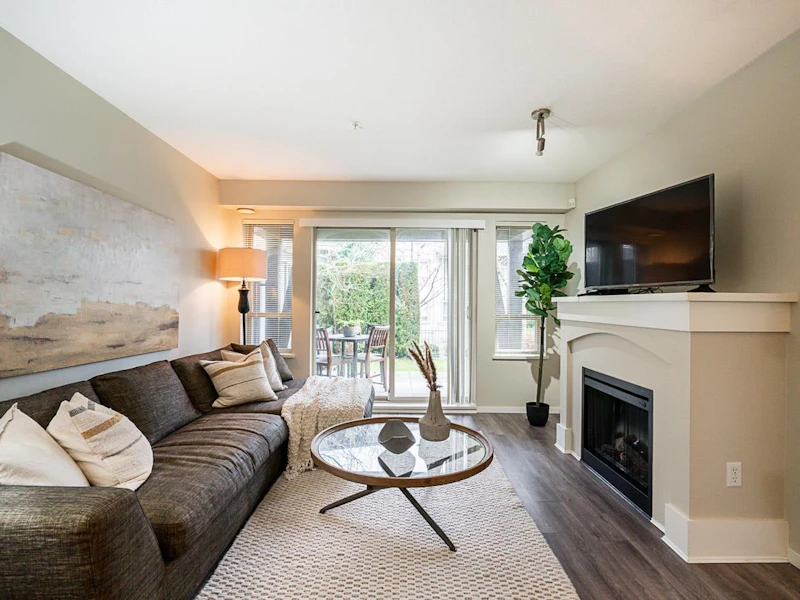 203 - 3132 Dayanee Springs Boulevard, Coquitlam BC V3E 0B5