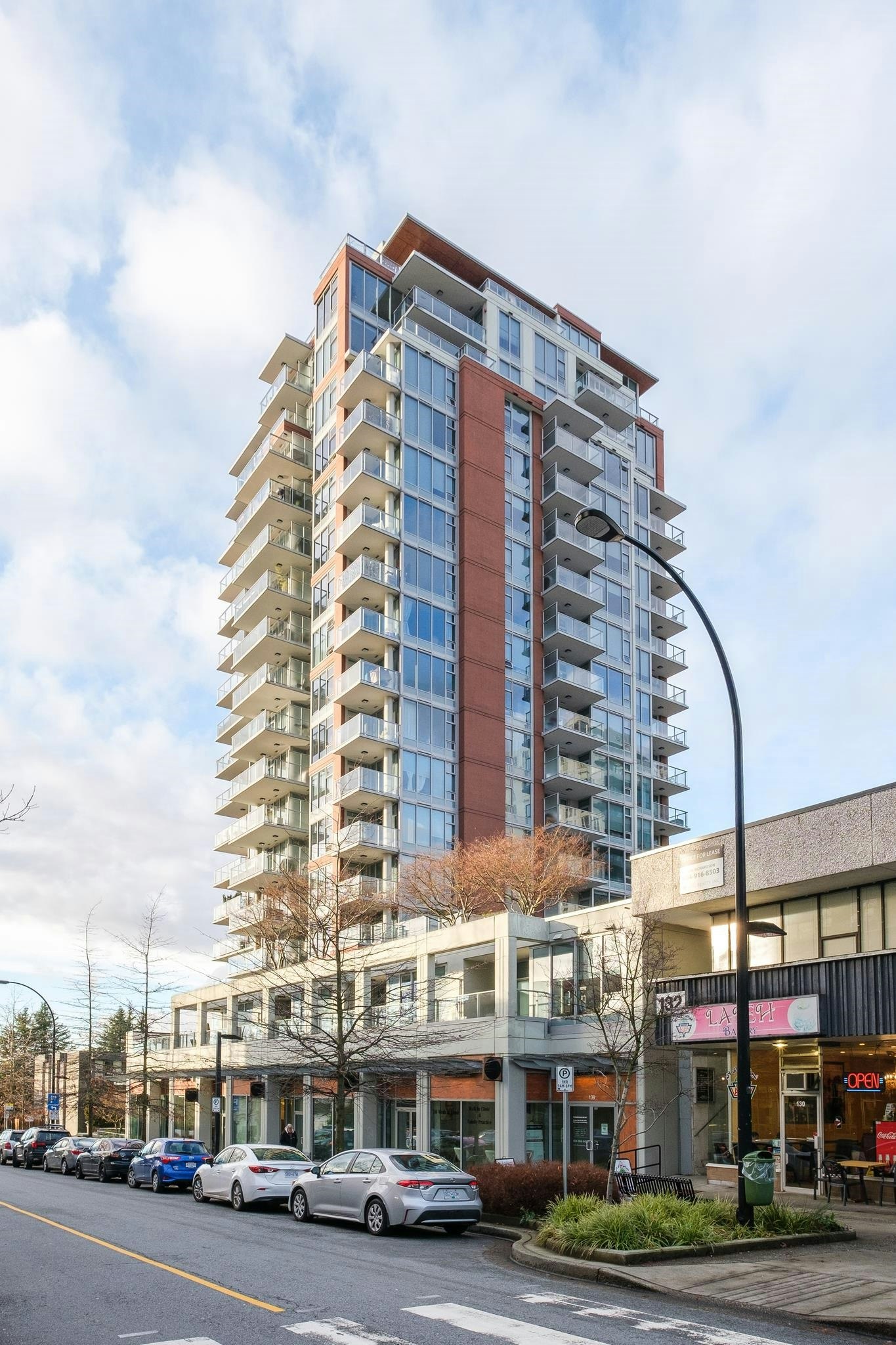 1608-150 W 15th Street, North Vancouver, BC, V7M 0C4
