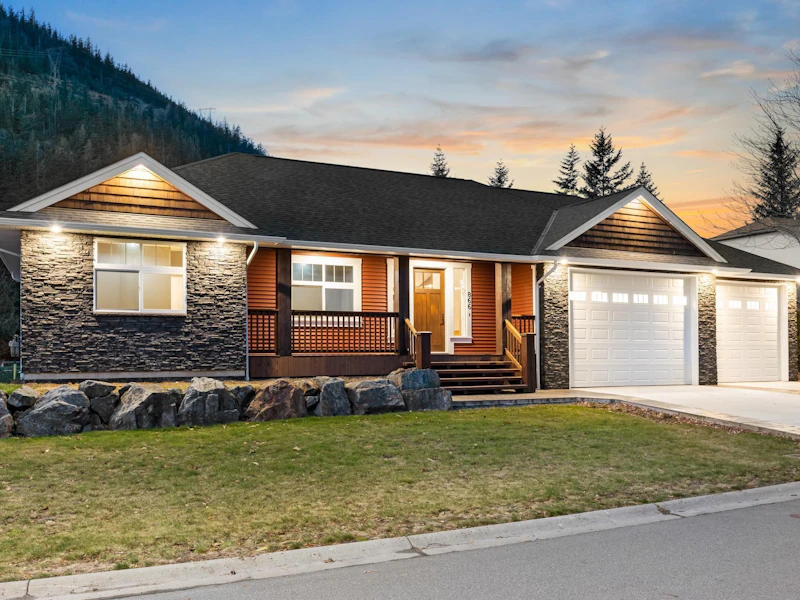 866 Myng Crescent, Harrison Hot Springs BC