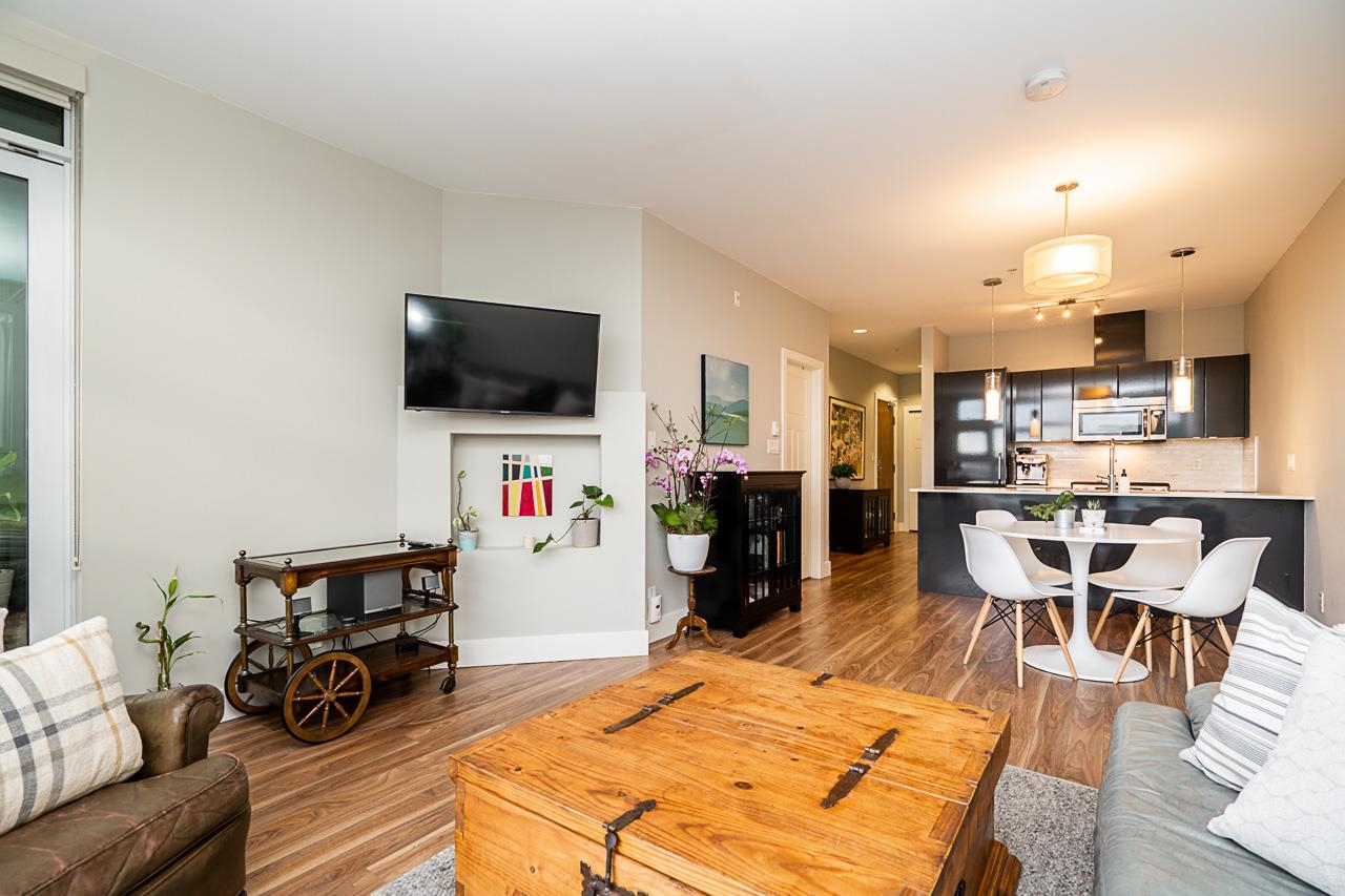 319-2250 Commercial Drive, Vancouver, BC, V5N 4B5