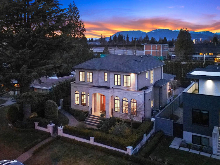 825 W 42nd Avenue, Vancouver, BC, V5Z 2P2
