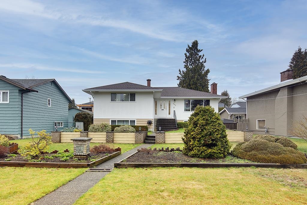 686 Colinet Street, Coquitlam, BC, V3J 4X6