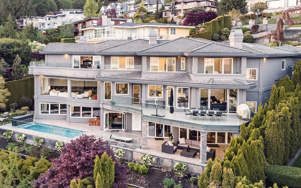 1466 Bramwell Road, West Vancouver, BC, V7S 2N9
