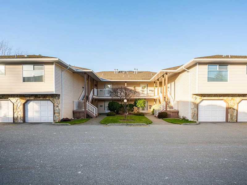 121 - 6875 121st Street, Surrey BC V3W 1C2