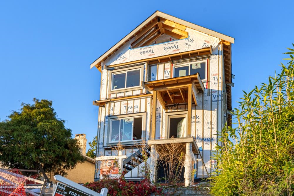 1253 E 41st Avenue, Vancouver, BC, V5W 1R4