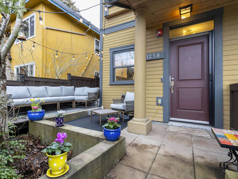 1258 Salsbury Drive, Vancouver BC V5L 0B2