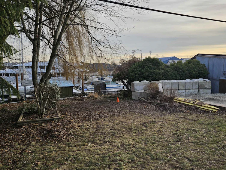 1128 SOUTH South Dyke Road, New Westminster, BC, V3M 5A2 - 4