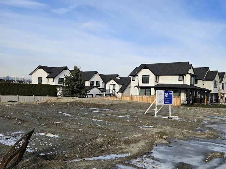 1128 SOUTH South Dyke Road, New Westminster, BC, V3M 5A2 - 12