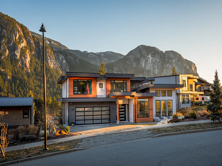 38531 Sky Pilot Drive, Squamish, BC, V8B 0T6