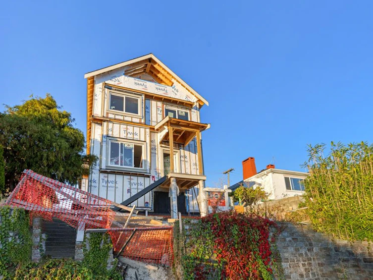 1255 E 41st Avenue, Vancouver, BC, V5W 1R3