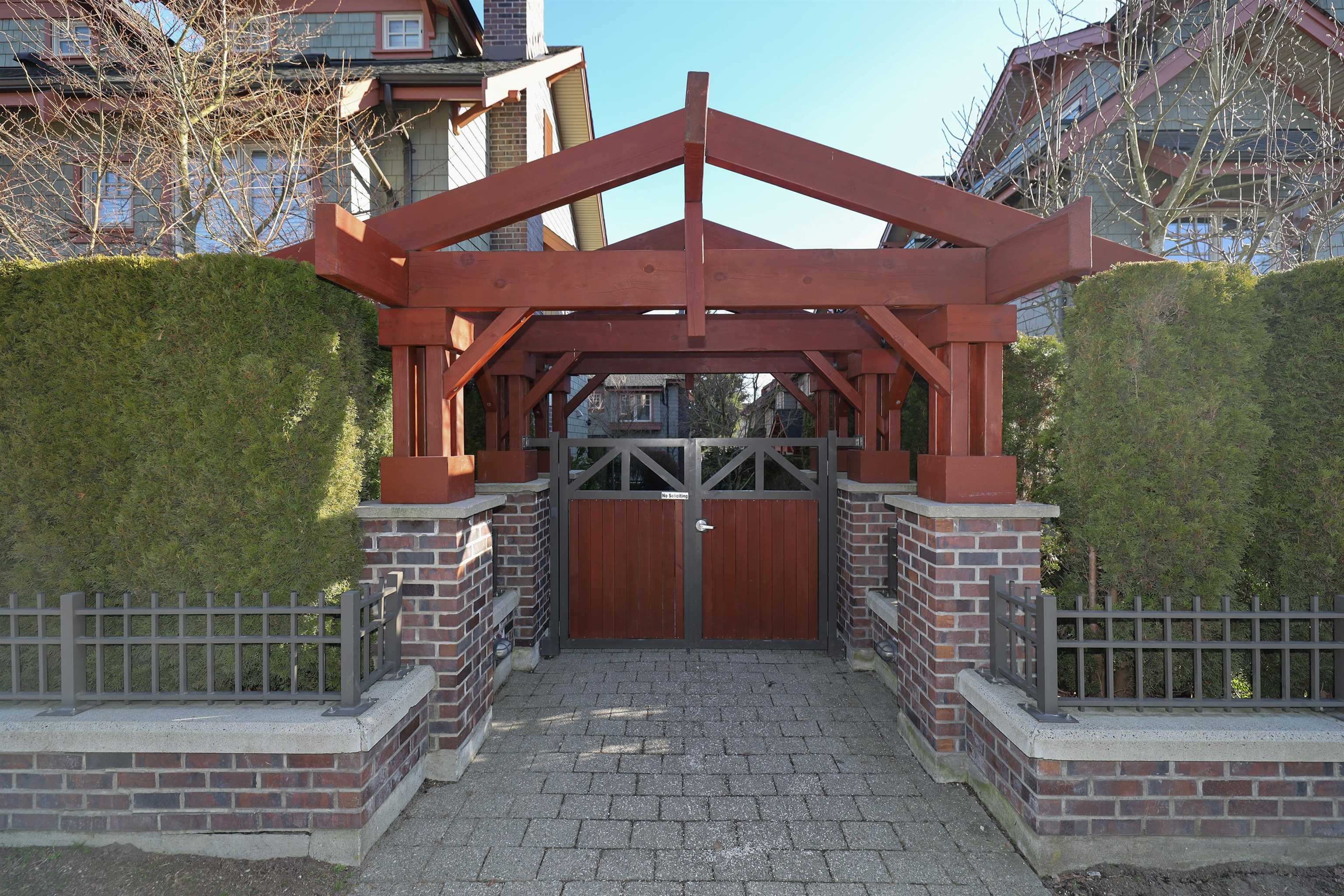 5980 Oak Street, Vancouver, BC, V6M 2W2