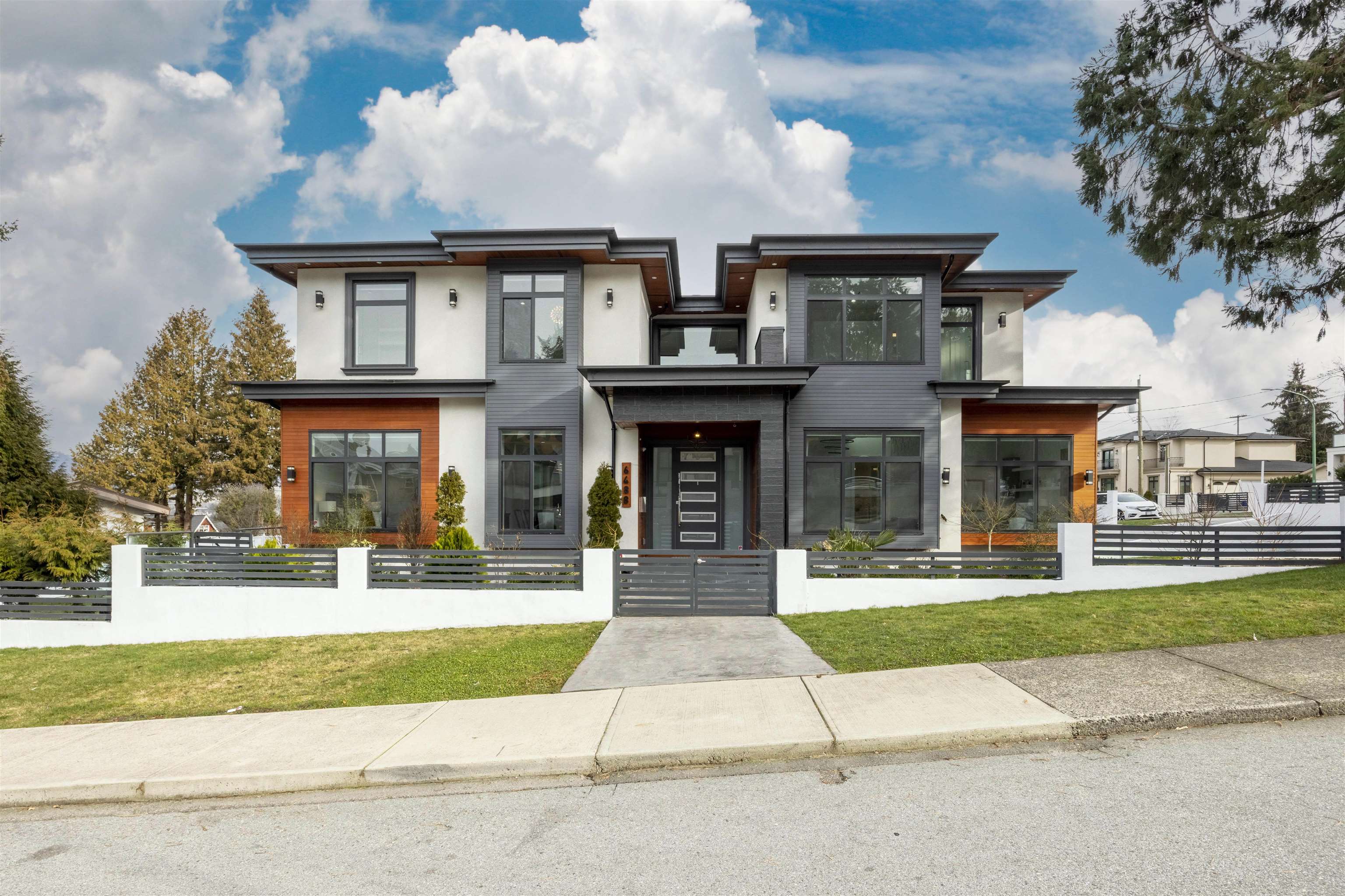 6488 Gordon Avenue, Burnaby, BC, V5E 3M1