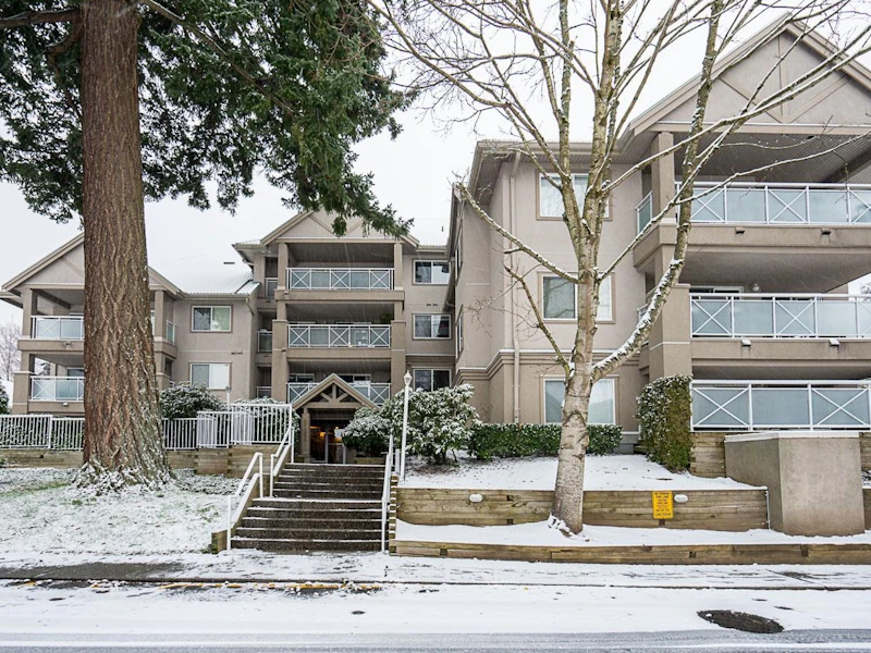 304 - 15130 29a Avenue, Surrey BC V4P 3B1