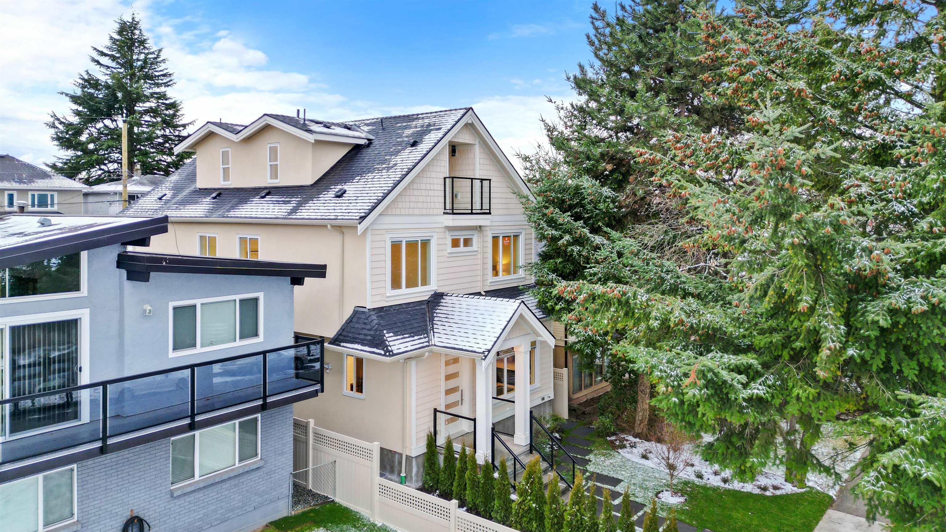 3192 E 19th Avenue, Vancouver, BC, V5M 2T1