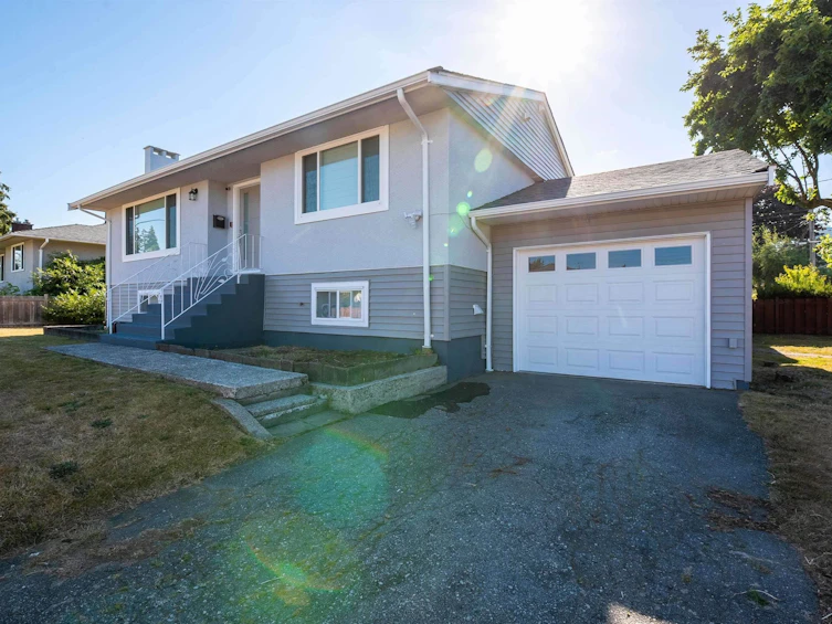 7406 Imperial Street, Burnaby, BC, V5E 1N9