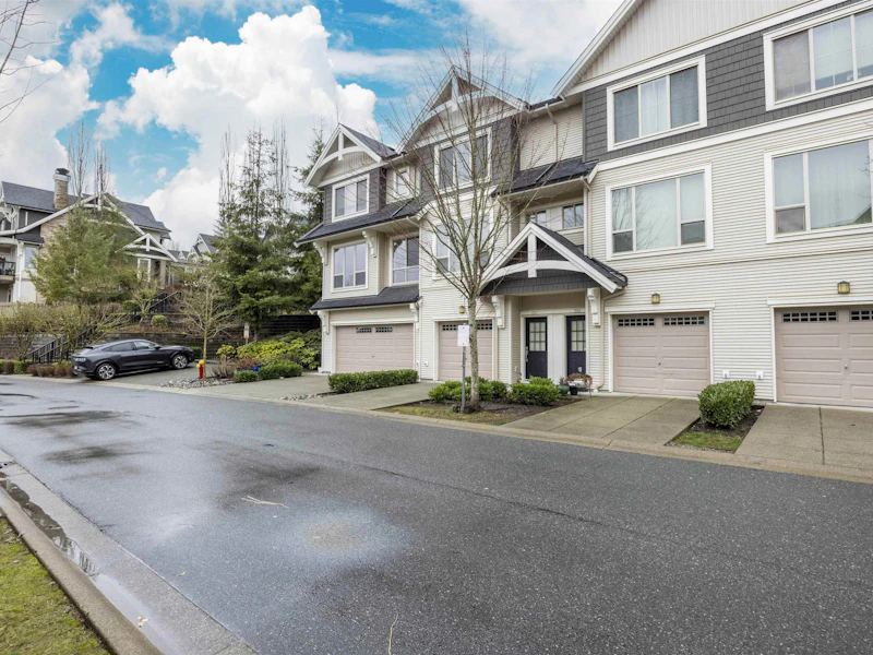 231 - 3105 Dayanee Springs Boulevard, Coquitlam BC V3E 0C2