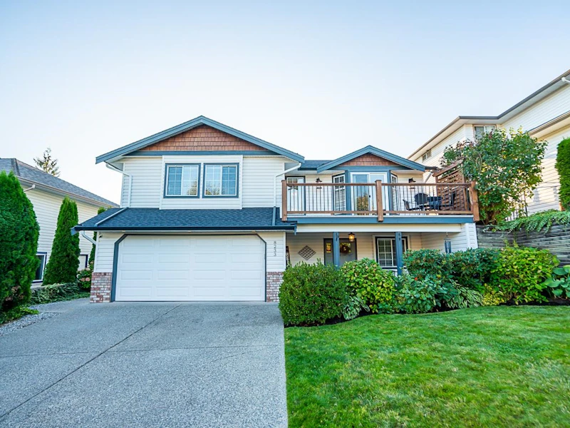 8233 Forbes Street, Mission BC V2V 6V2
