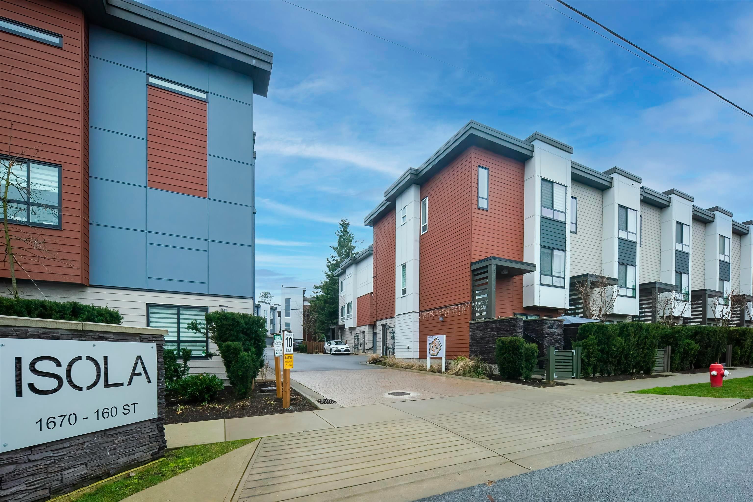 23-1670 160 Street, Surrey, BC, V4A 0C6
