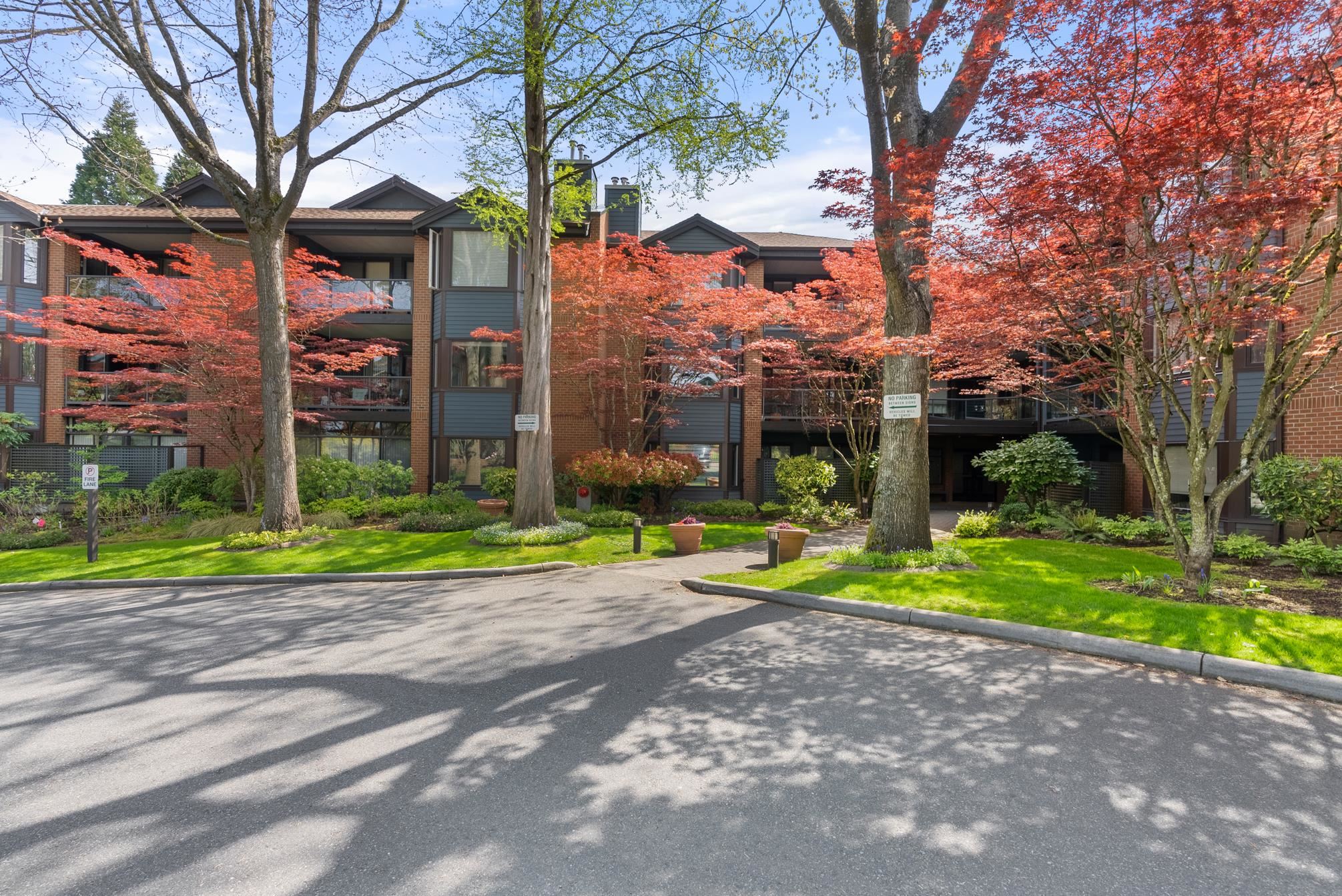 310-15300 17 Avenue, Surrey, BC, V4A 8Y6