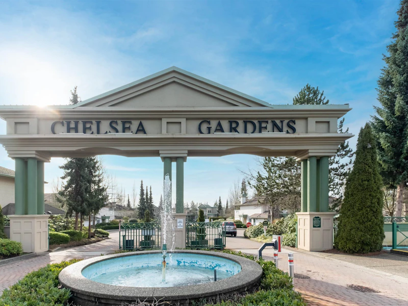 204 - 13870 70th Avenue, Surrey BC V3W 0R9