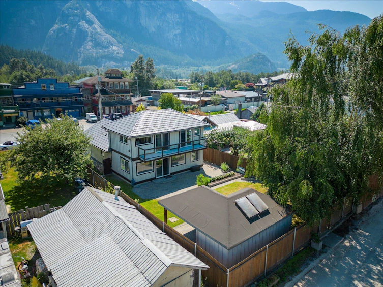 37767 Second Avenue, Squamish, BC, V8B 0R2