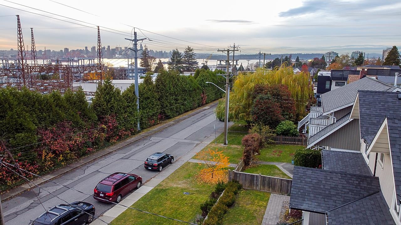 472 E 4th Street, North Vancouver, BC, V7L 1J5