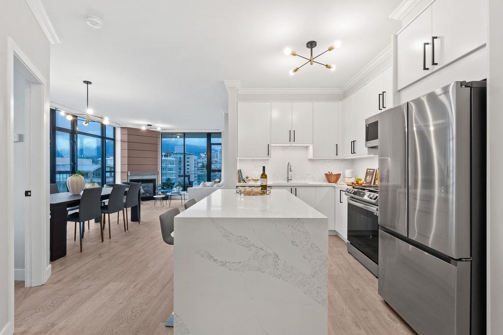 1606-155 W 1st Street, North Vancouver, BC, V7M 3N8