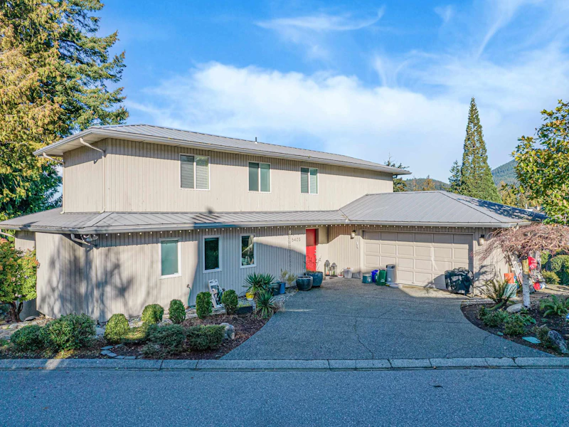 5405 Monte Bre Place, West Vancouver BC V7W 3A8