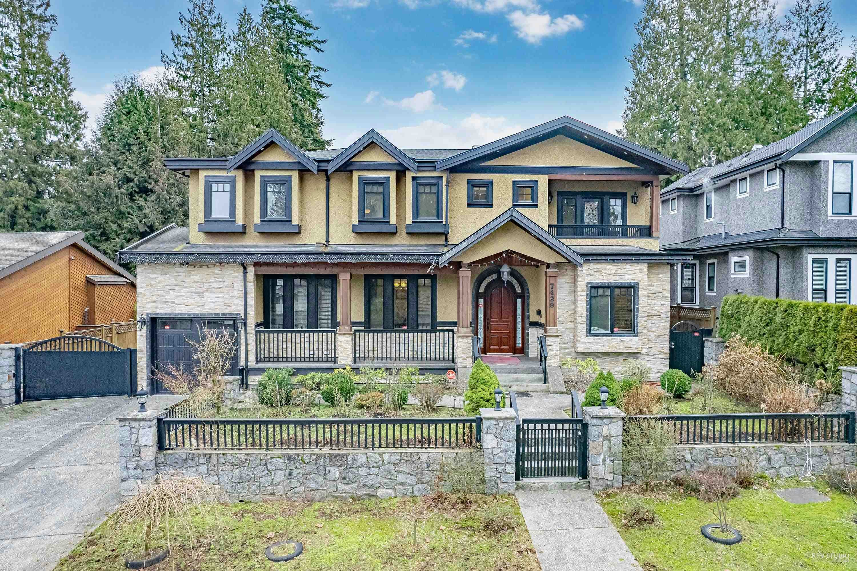 7428 Stanley Street, Burnaby, BC, V5E 3Z7
