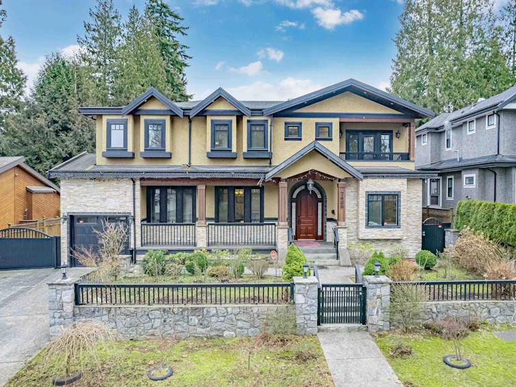 7428 Stanley Street, Burnaby, BC, V5E 3Z7